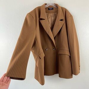 Rebdolls Size 4X Tan & Cream Pin Stripe Oversized Full Sleeve Blazer Jacket